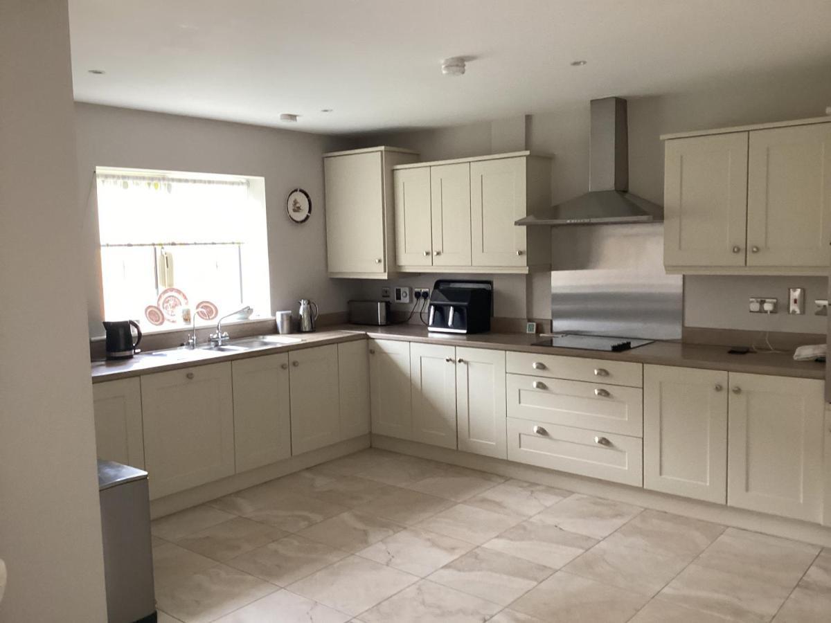 Appartamento 4 Cois Glaisin View Navan Esterno foto